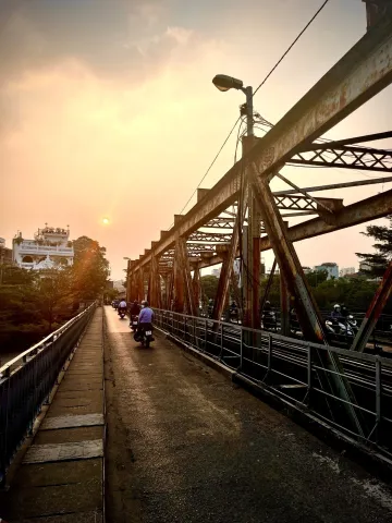 Pont de Long bien 